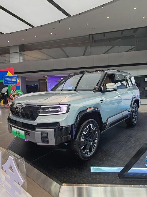 东莞104比亚迪方程豹硬派越野的爆款，英菲尼迪35周年与你共成长